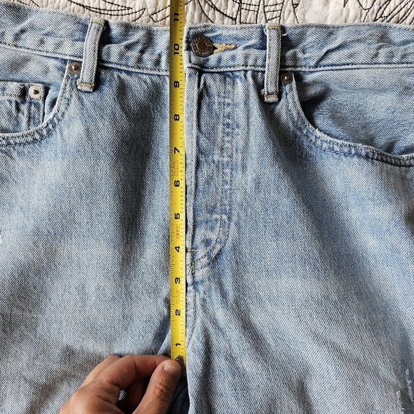 EUC EVERLANE The 90’s Cheeky Cropped Patchwork Jeans Sz 26 - Picture 11 of 13